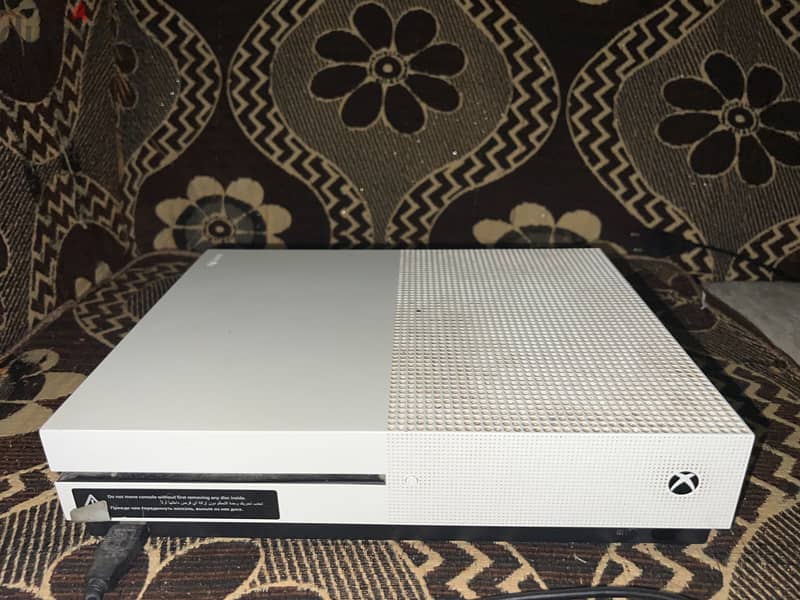 X box one s 1