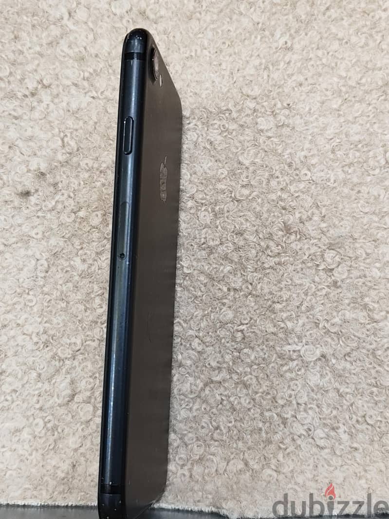 Apple - iPhone 7 3