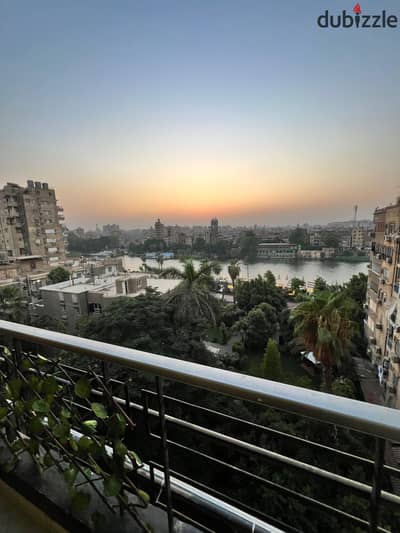 Apartment on the Nile view in Zamalek for daily and monthly rent