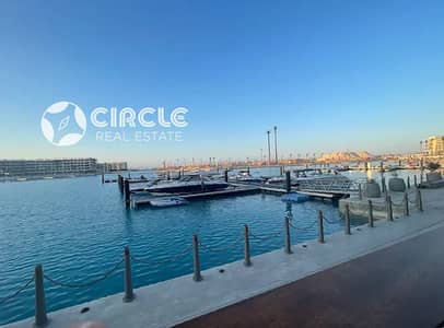 شقة تشطيب كامل ومفروشة بالكامل ٢٠٠م للإيجار في كمبوند مراسي Marassi (Marina 2) الساحل الشمالي بإطلالة مباشرة على المارينا والبحر