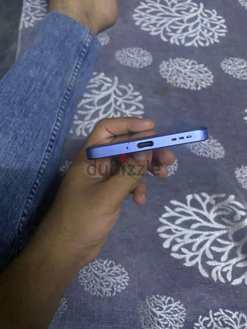 OPPO Reno11 F 1