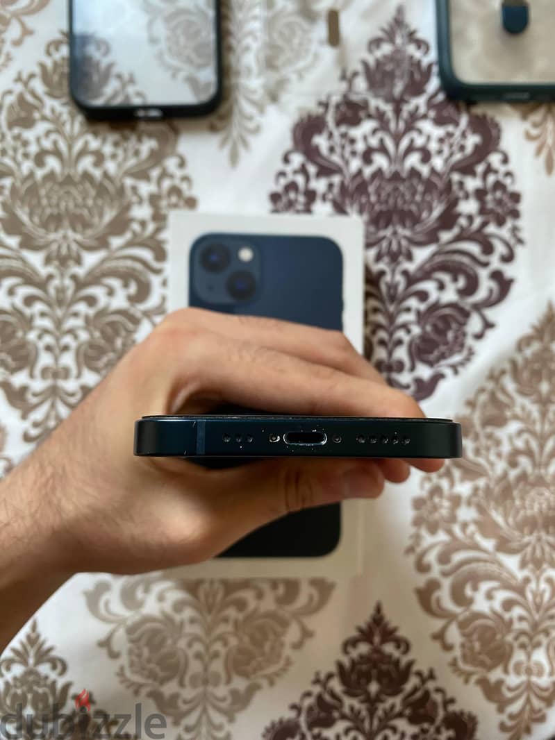 Apple - iPhone 13 5