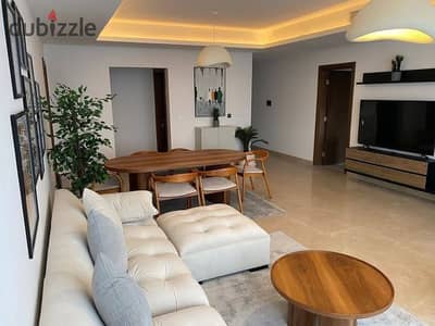 فرصة في اخر مرحلة واقساط 10 سنين شقة كورنر landscape view في تاج  طريق السويس او خصم فوري 50 % امام فندق كمبنسكي و مطار القاهرة و سوان ليك و شيراتون