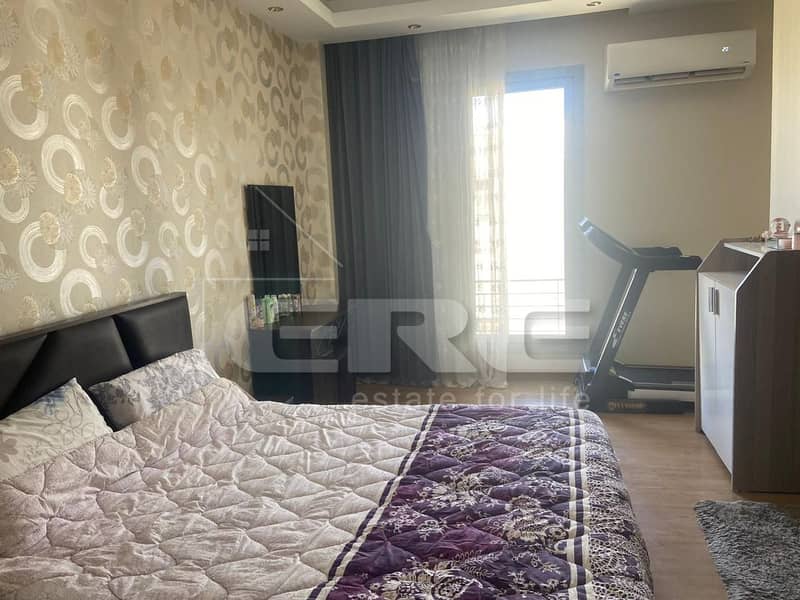 شقة بـ٣ غرف نوم في فيلدج جاردن قطامية، صورة ٦ من ١١