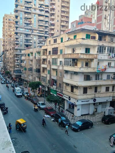 شقة مرخصة للايجار بسيدي بشر الترام