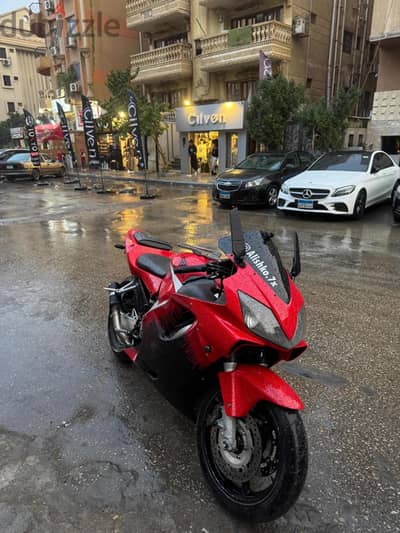 CBR 600 F4I 2001