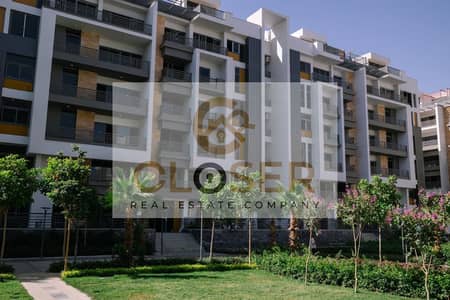 شقة بمساحة فيلا بفيو علي اللاندسكيب بجوار الAUC بأقل سعر في الماركت في كمبوند ( The Icon )| Next To AUC at Lowest Market Price in market