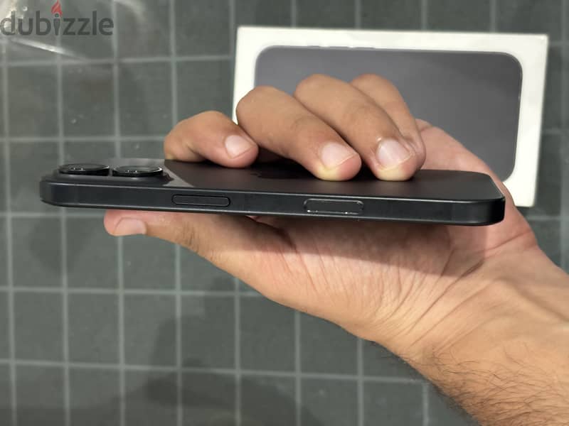 Apple - iPhone 16 2
