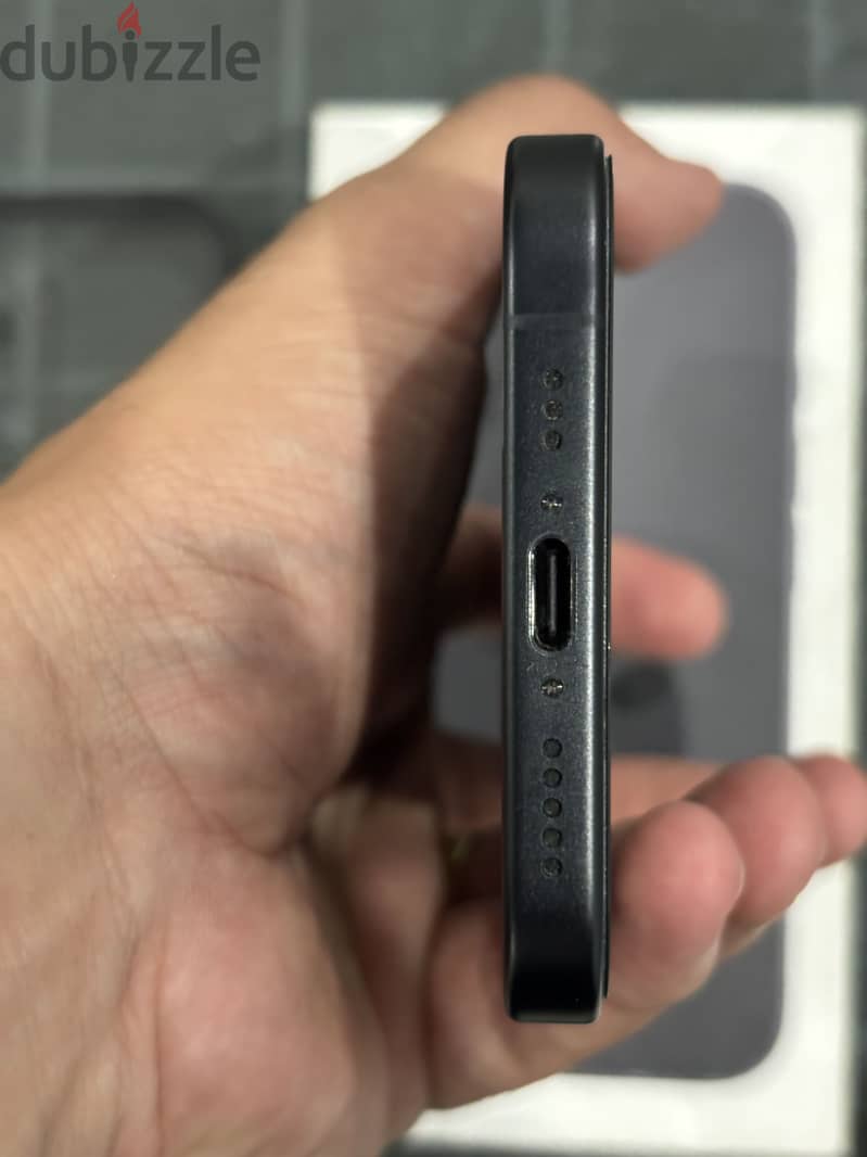 Apple - iPhone 16 4
