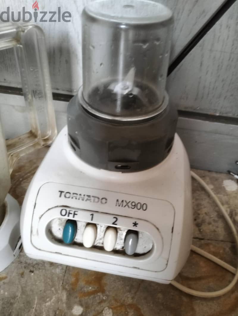 خلاط توشيبا TORNADO 1