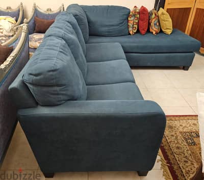 أنتريه ركنة من In& Out بحالة جيدة جدا