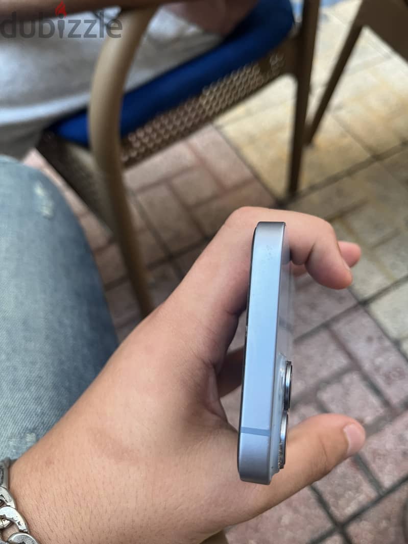 iPhone 14 4
