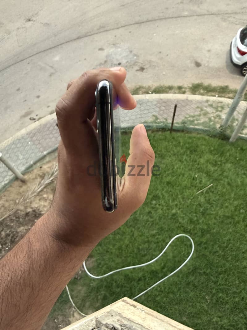 Apple - iPhone 11 Pro Max 5