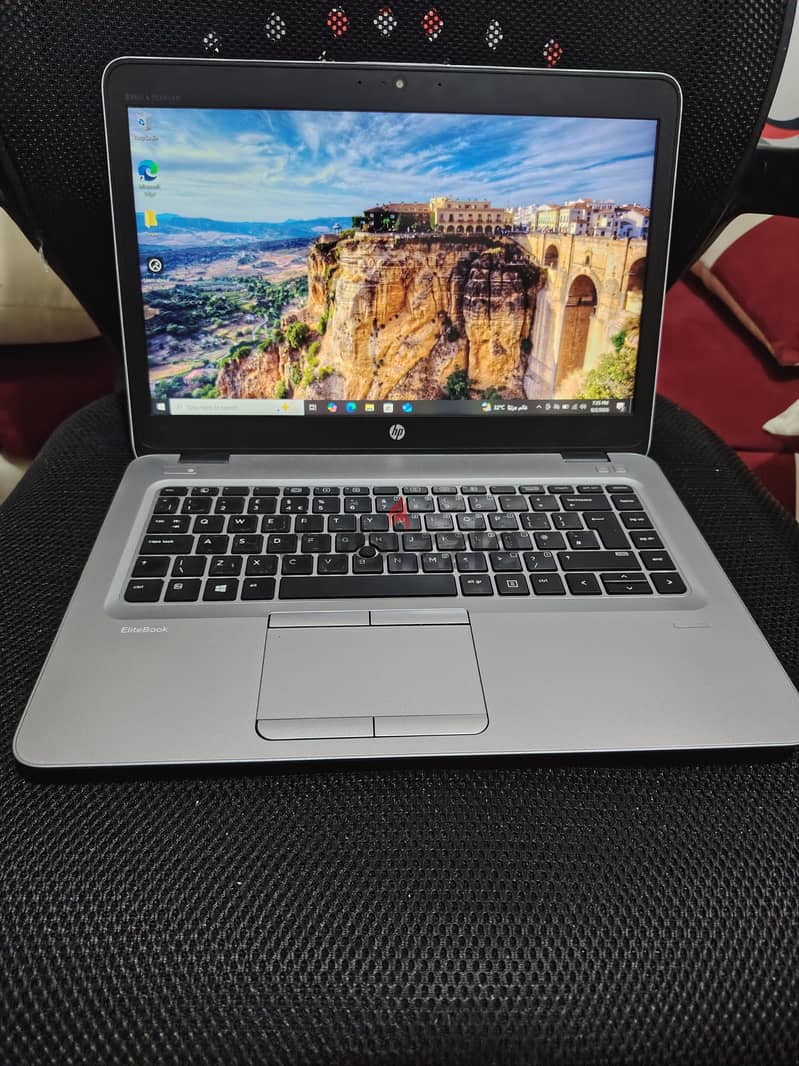 HP Elitebook 745 G4 2