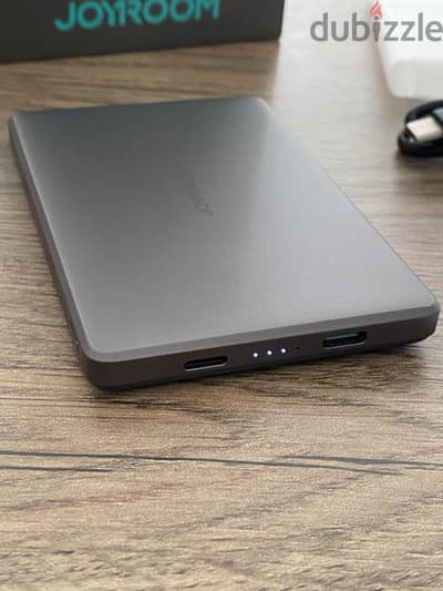 JOYROOM ROOM JR-PBM08 20W Power Bank 5000mAhباور بانك جوي روم ٥ الاف