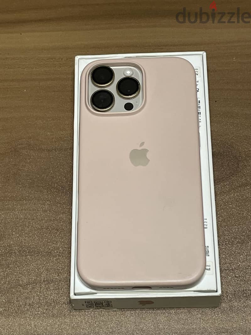 Apple - iPhone 16 Pro Max 1