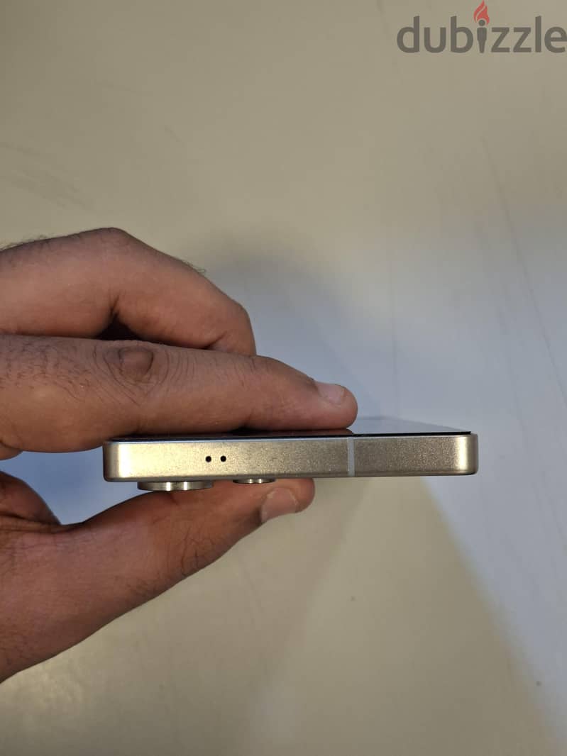 Samsung S25 Ultra 512 1