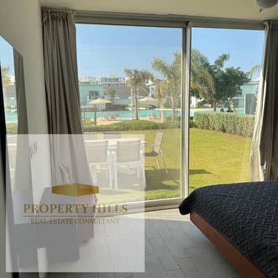 Sea duplex for sale with 4 rooms in Cali coast, finished with lagoon view at a 35% discount off its price and a distinguished location on the North Coast