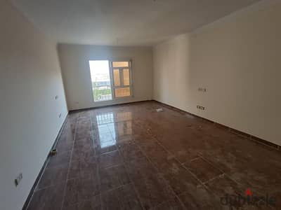 My city apartment 116m rental B11 steps to services