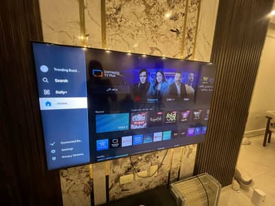 Samsung crystal 60 inch smart tv