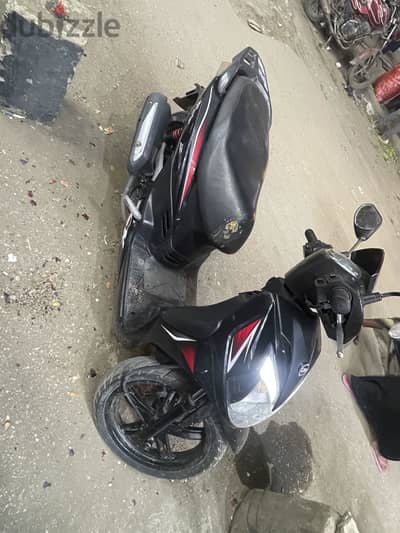 سكوتر فيه رخصه 3 سنين
