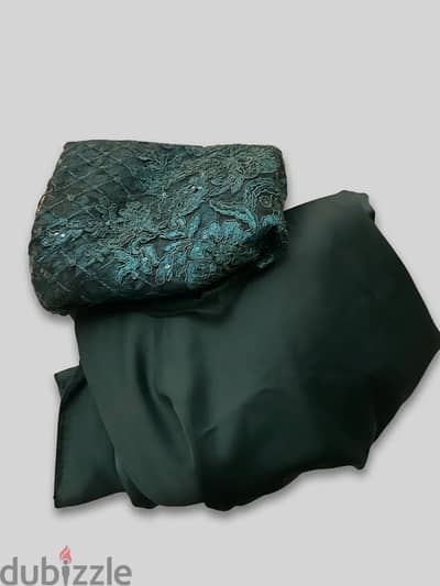 طقم قماش سواريه جديد (ستان زيتوني + دانتيل مطرز) لتفصيل فستان طويل