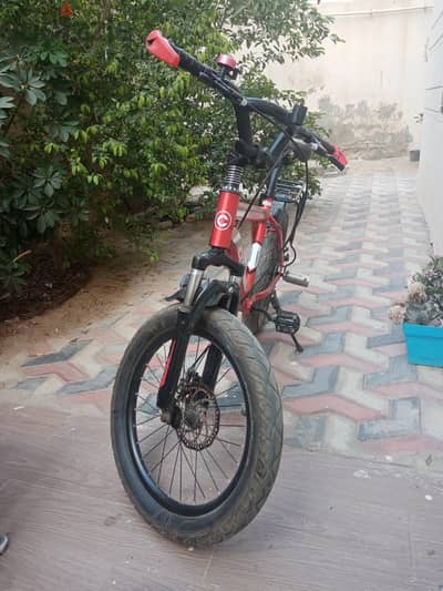 عجلة من شركة cobra  استعمال خفيف للبيع في أسرع وقت