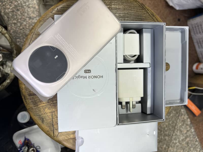 Honor Magic 8 Pro dual sim 1TB/512G Gold 2
