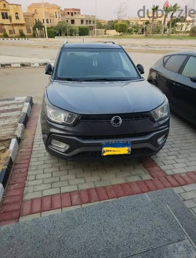 سانج يونغ تيفولى إكس إل في 2018 luxury  كامله فتحة سقف