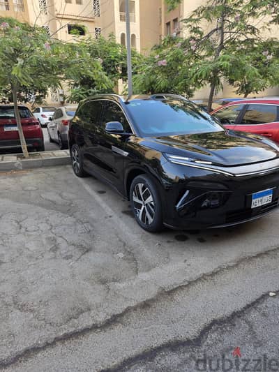 BYD Tang L 2025 – Black | Only 15,500 KM