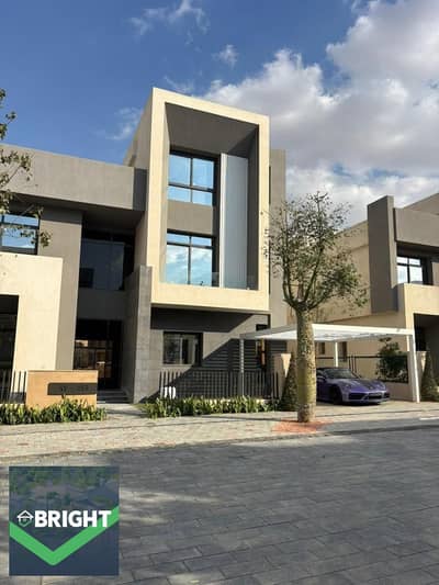 Luxury Standalone villa with Bua 629 & Land 810 sqm - 6 Bedrooms - Lagoon view with lowest Price - Easy installments