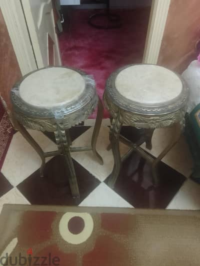 اتنين تربيزه عموله
