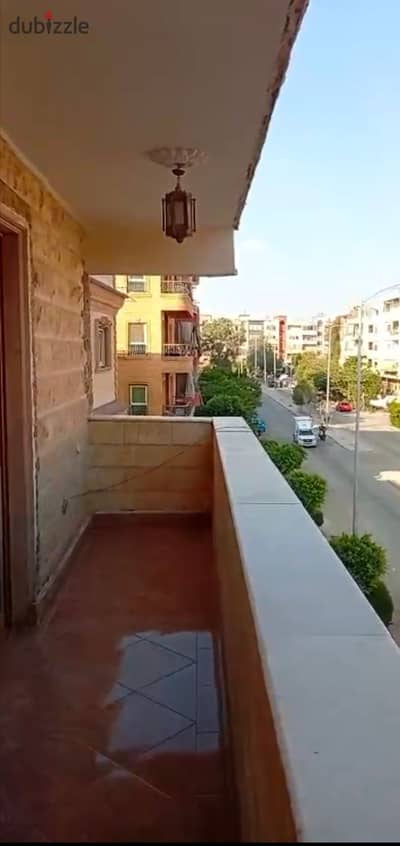 Building for sale in the fifth neighborhood, second contract in 6 October City