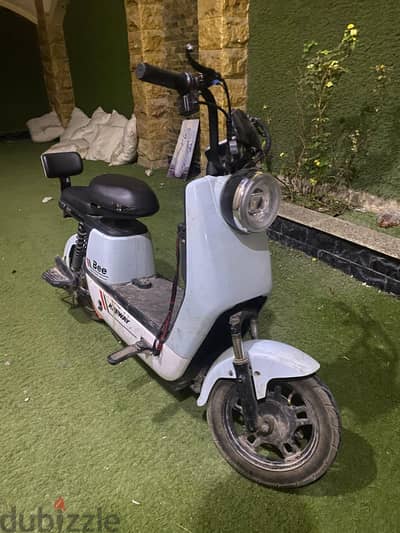 اسكوتر keeway bee elctric 450w lithium