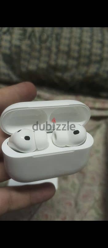 apple airpods pro 3 2