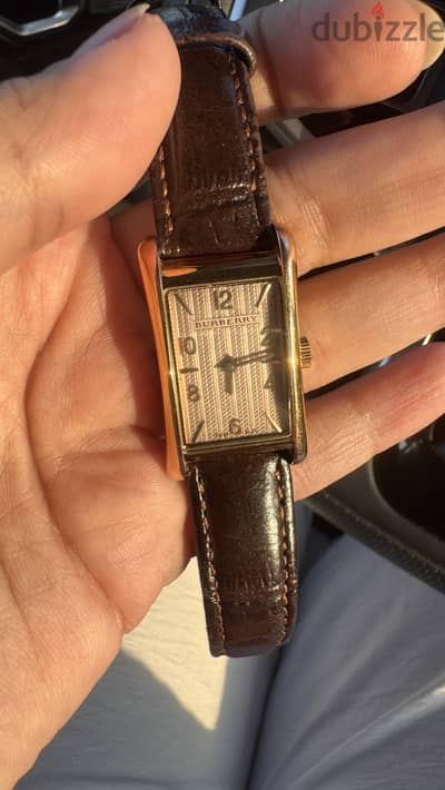 Burberry watch tank style