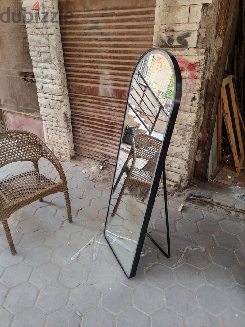 mirror led 1
