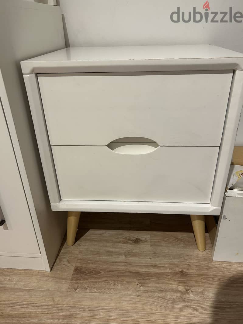 White 2-Drawer Bedside Table 1