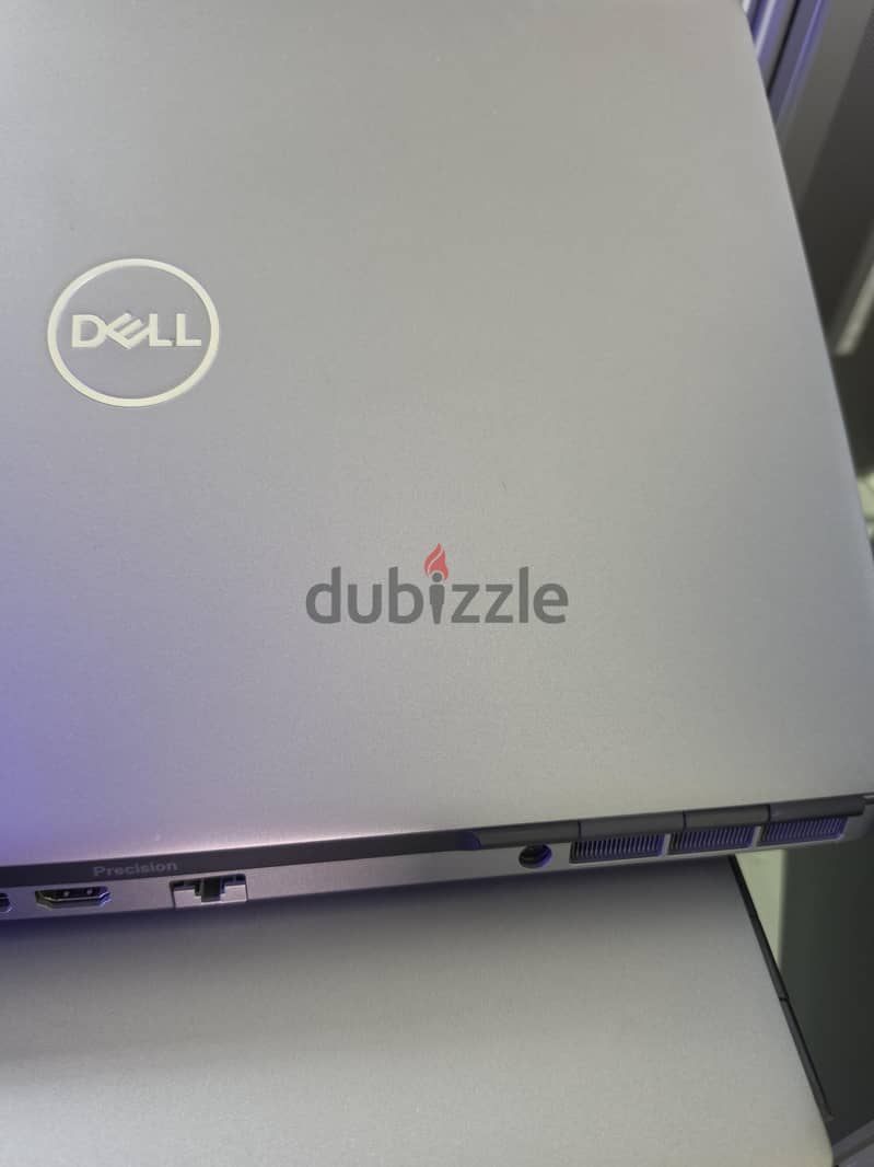 Dell Precision 7550 3