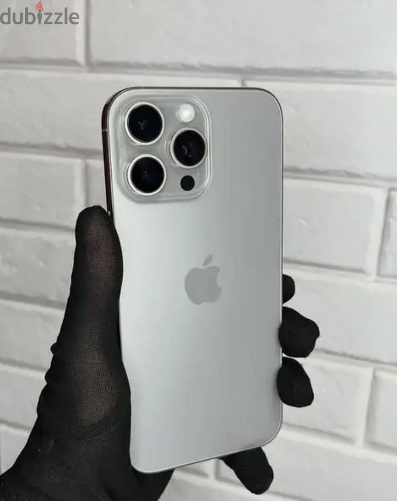 Apple - iPhone 15 Pro Max – Used Like New 1