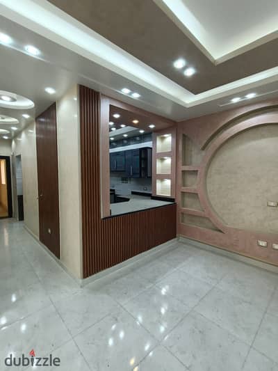 For rent inside a villa in the third neighborhood, West Super Lux, first residence