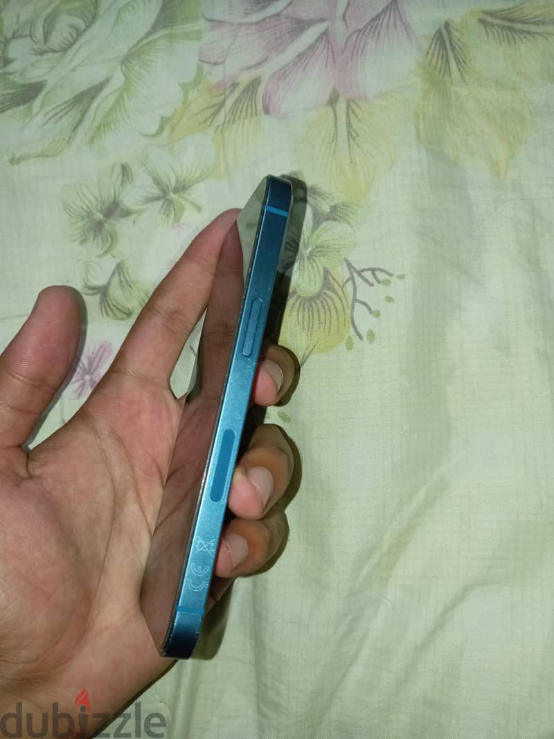 Apple - iPhone 13 1