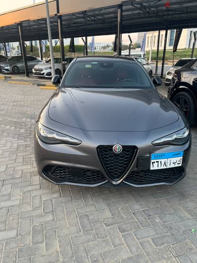 الفا روميو جوليا 2024 Veloce