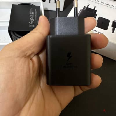 شاحن سامسونج جديد طيب سي