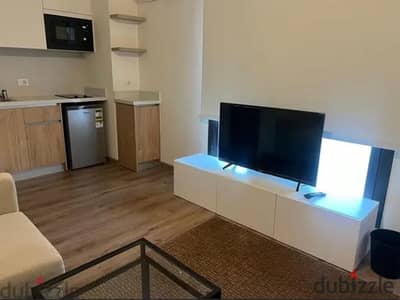 For rent furnished studio compound West Town Beverly Hills