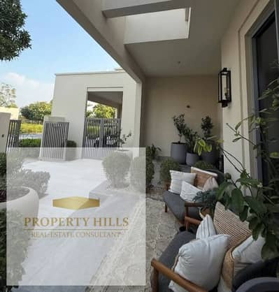 Villa for Sale in Badya Palm Hills in 6th of October City at an exceptional price with installments of up to 12 years inside one of the most prestigious communities  The compound is fully established and fully serviced making it an excellent choice for fa