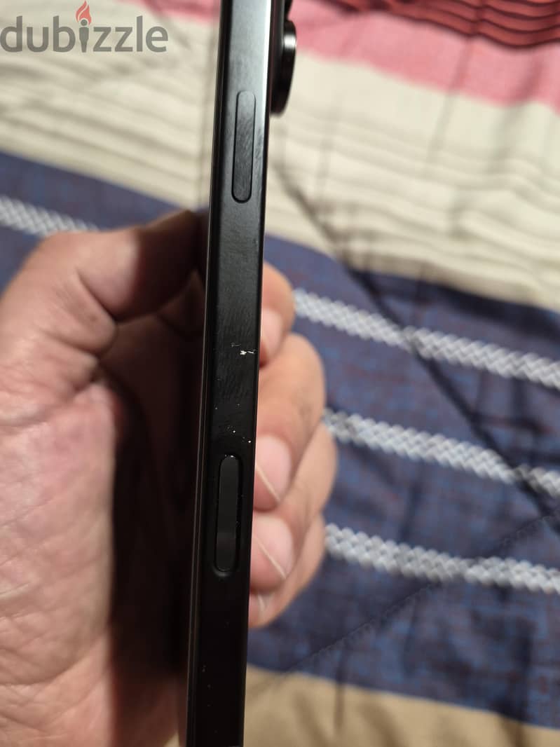Apple - iPhone 16 Pro Max b : 92 2