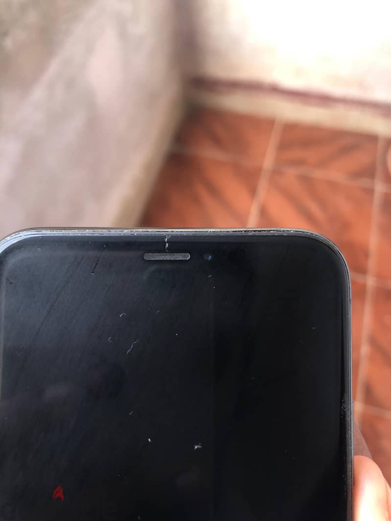Apple - iPhone XS 4