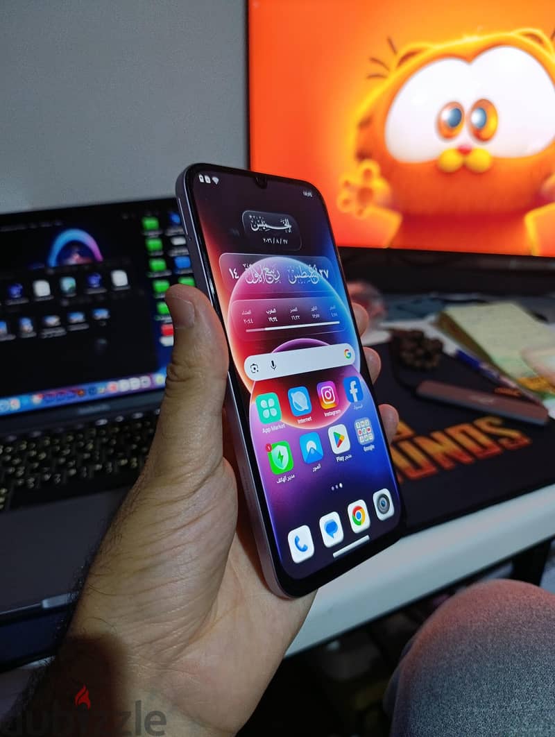 realme c 100 i 10
