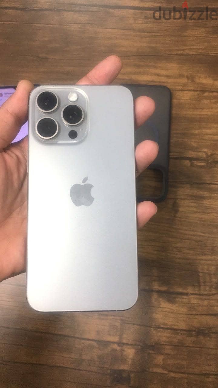 Apple - iPhone 15 Pro Max 1
